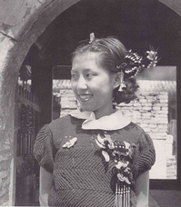 Peking_Lady_Hedda_Morrison.jpg