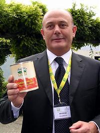 bedoni_xinjiangtomatoes.jpg